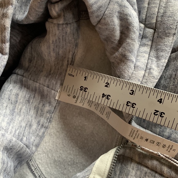Lululemon Scuba Hoodie. Front zipper, gray. Sz:6 - Picture 13 of 16